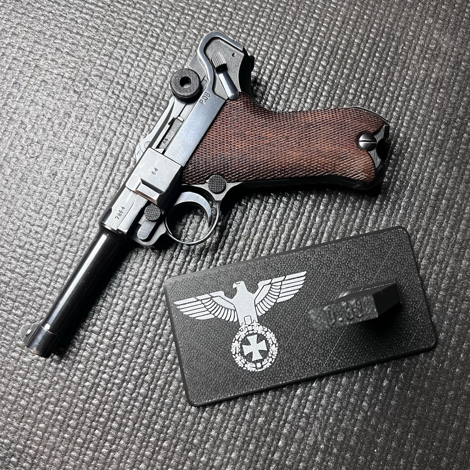 Luger P08 Pistol Display Stand Handgun Maintenance Gun Holder WW2 German