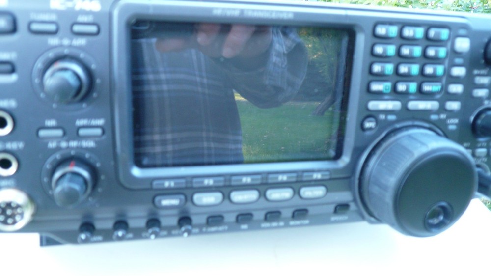 NOS ICOM IC-746 HF/VHF All-Mode Transceiver