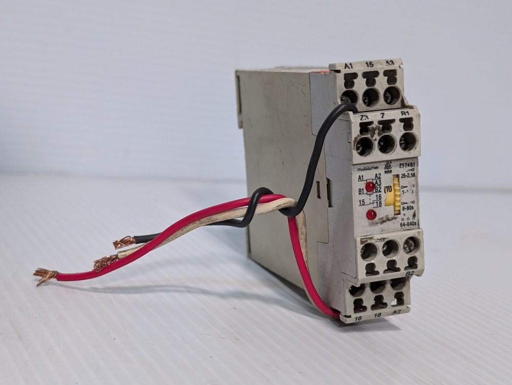 Dold MK7855.81/024 Multi-Function Time Delay Relay, 220VAC, .25SEC-640SEC