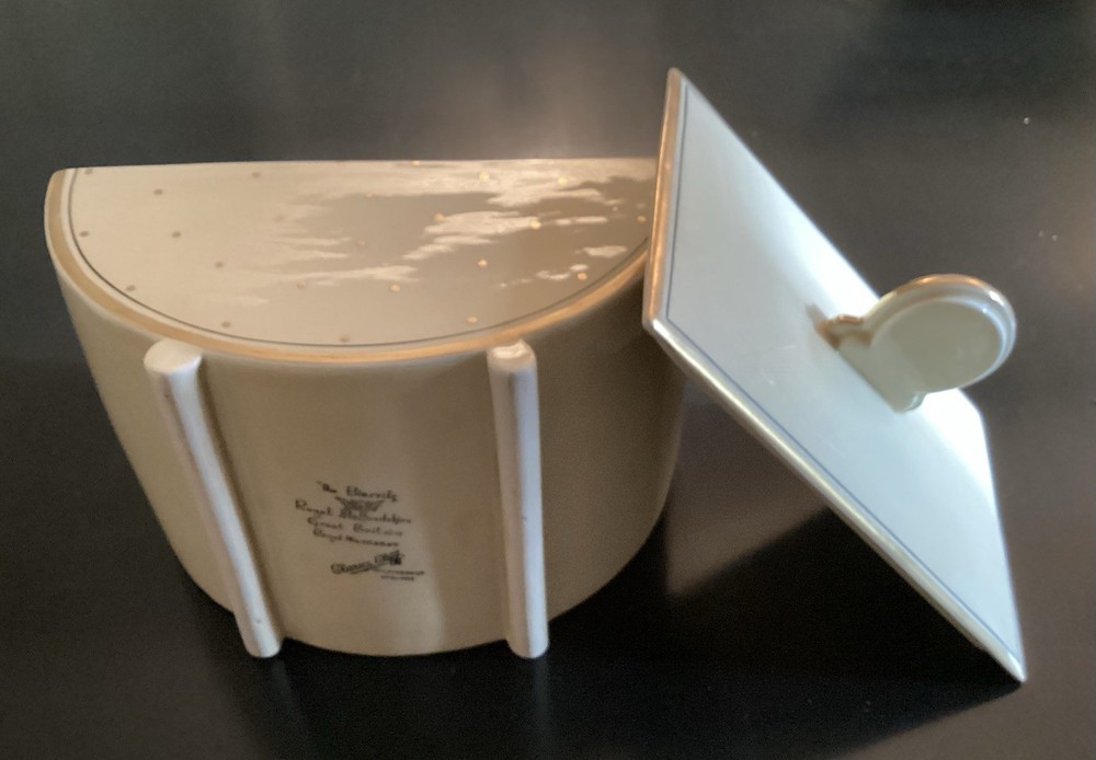Vintage Clarice Cliff Dinnerware