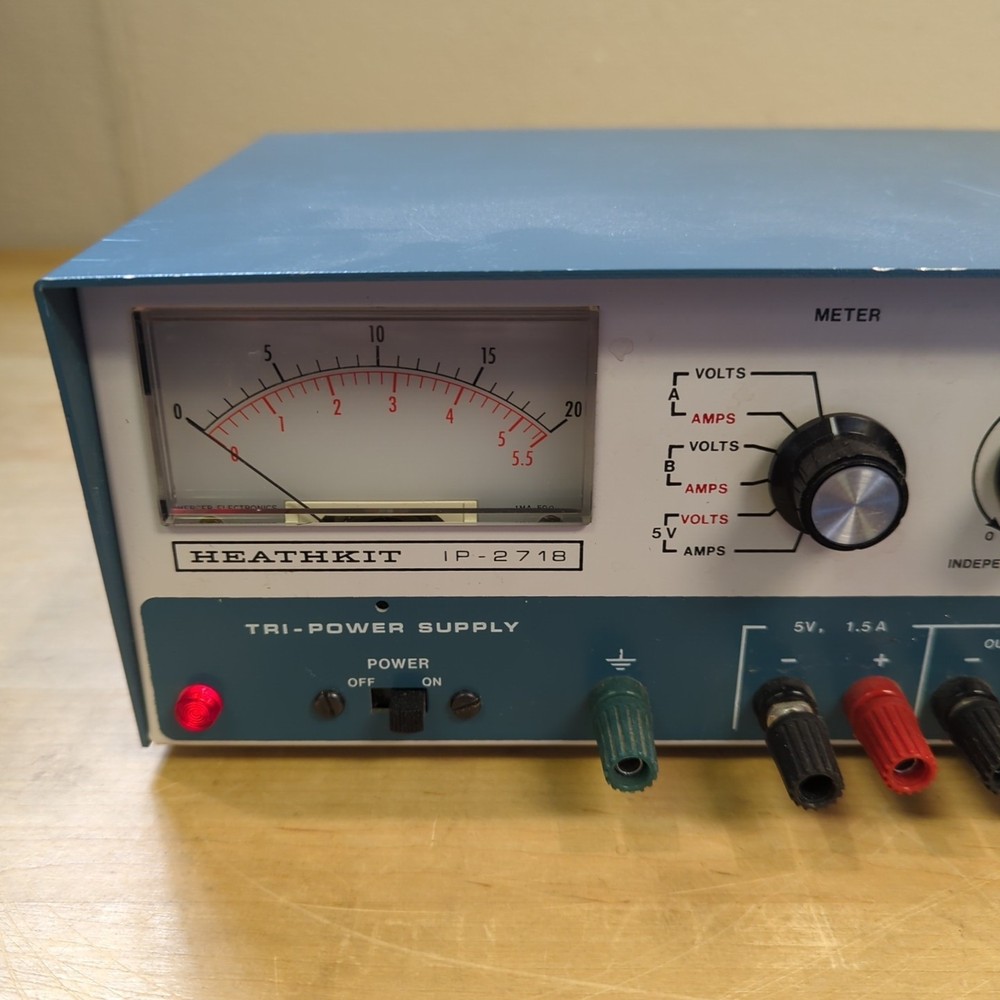 Heathkit IP-2718 Tri-Power Supply