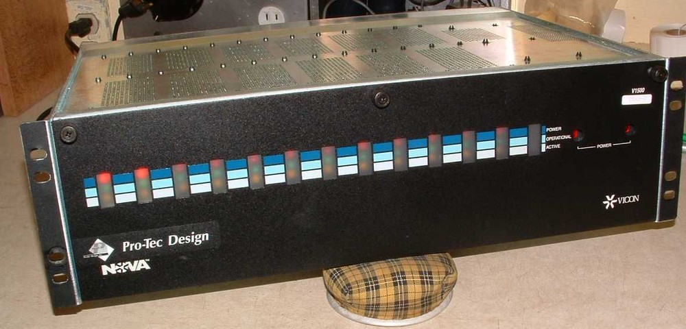 V1500 Communications distribution unit