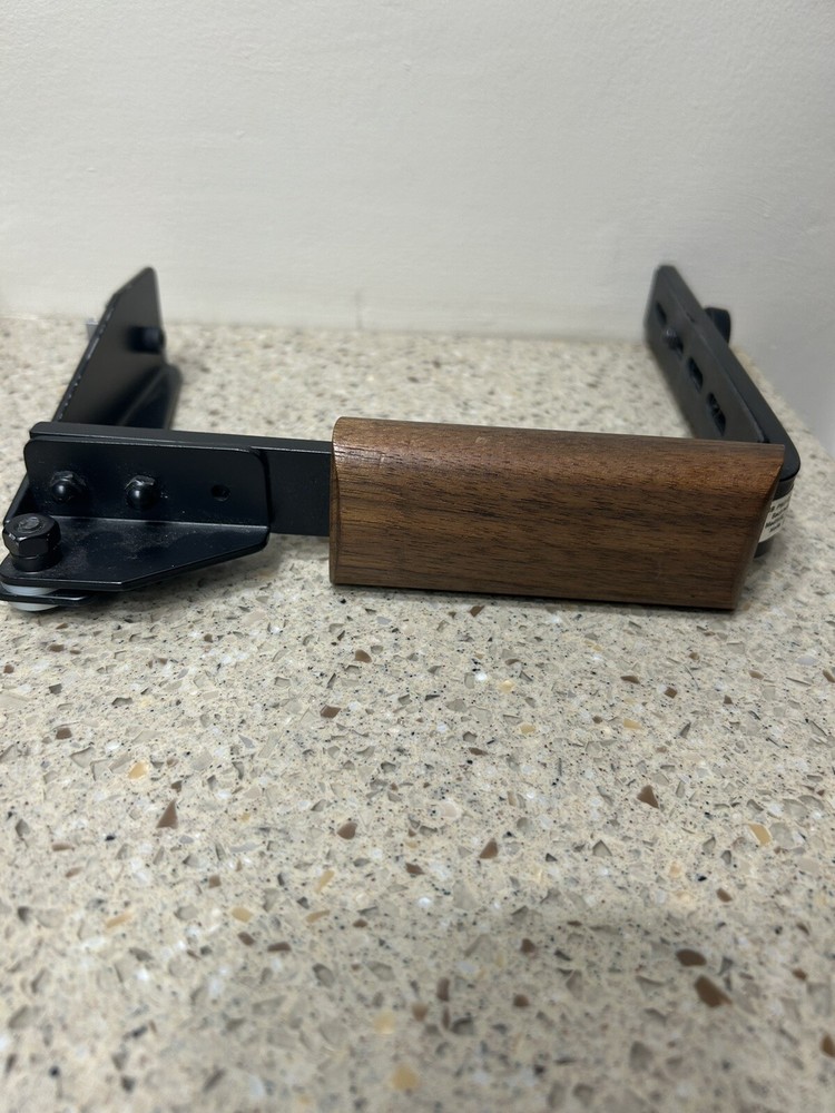 Bachrach Flash Bracket from JHB Photo for Medium Format Camera's