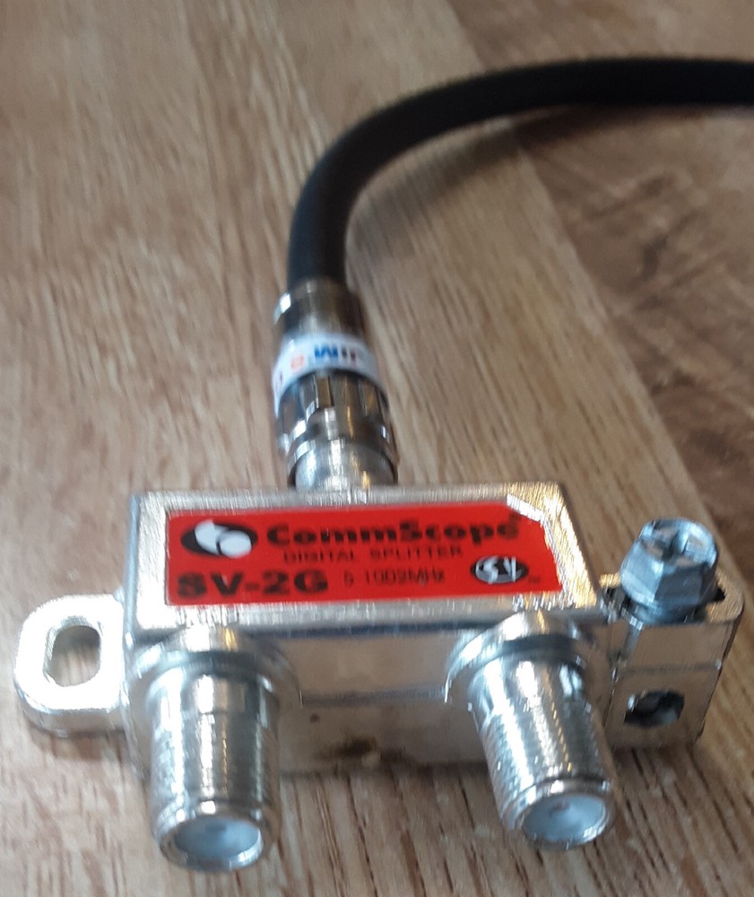 1' Ft JIMS CABLE WORLD Coaxial Cable Plus 2 Way Commscope Digital Cable Splitter