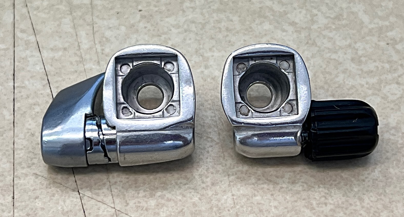 Shimano SM-ST74 Dura Ace STI Cable Stops for Downtube Braze FLAT - NEW (NOS)