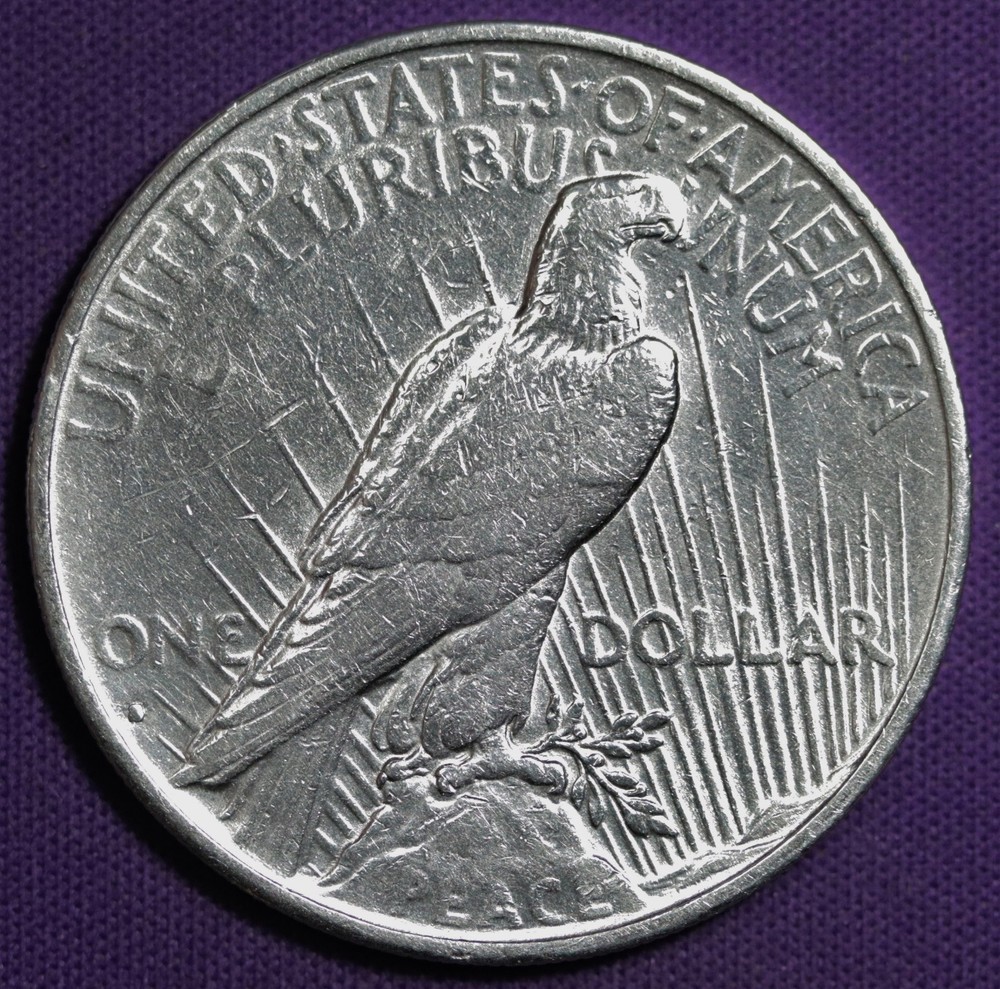 1935-s Peace Silver Dollar. High Grade. 210783