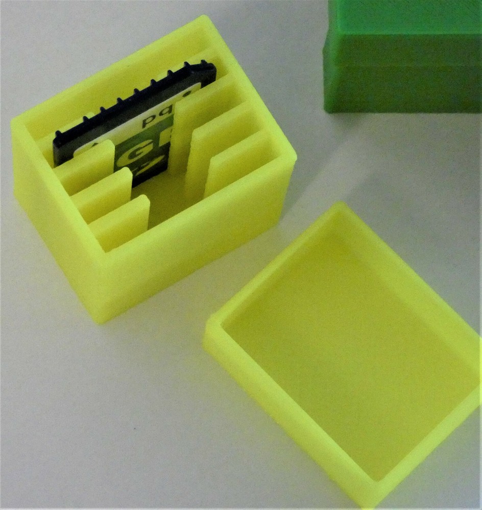 SD Card Holder Storage Box Case Micro Cards Desk Organizer Space Saving