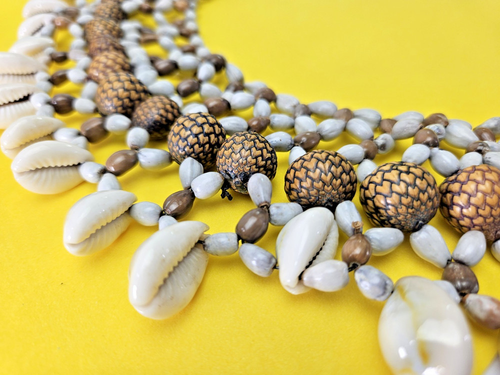 Vintage African Infinity Beaded/Shell Chocker Necklace Beautiful!