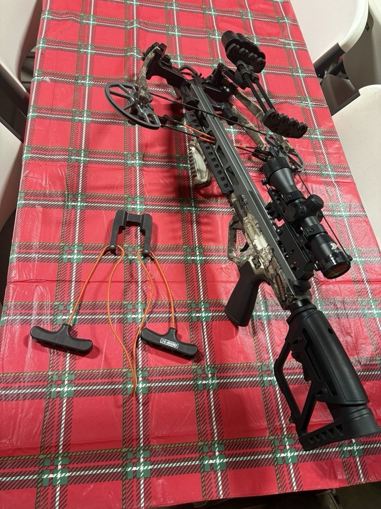 Bear X Constrictor Crossbow w/ Scope, Cocking Device & Spire Hard Case