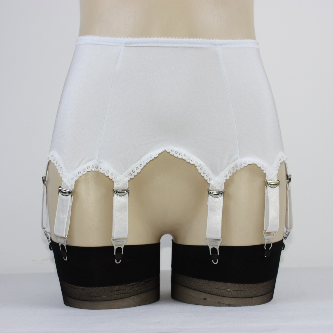 Alacki Retro Style 8 Straps Garter Belts Plain Color Suspender Belt Underwear