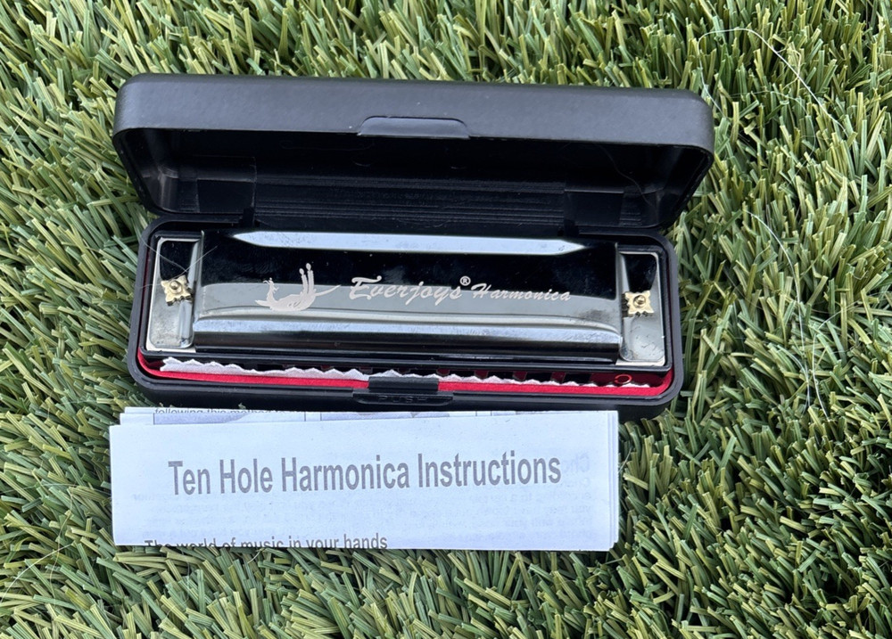 NEW Everjoys 10 Hole Harmonica w/Case & Instructions
