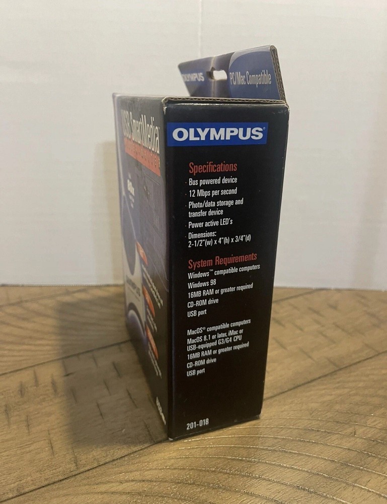 Olympus USB SmartMedia Reader/Writer - Vintage Electronic w/ Box