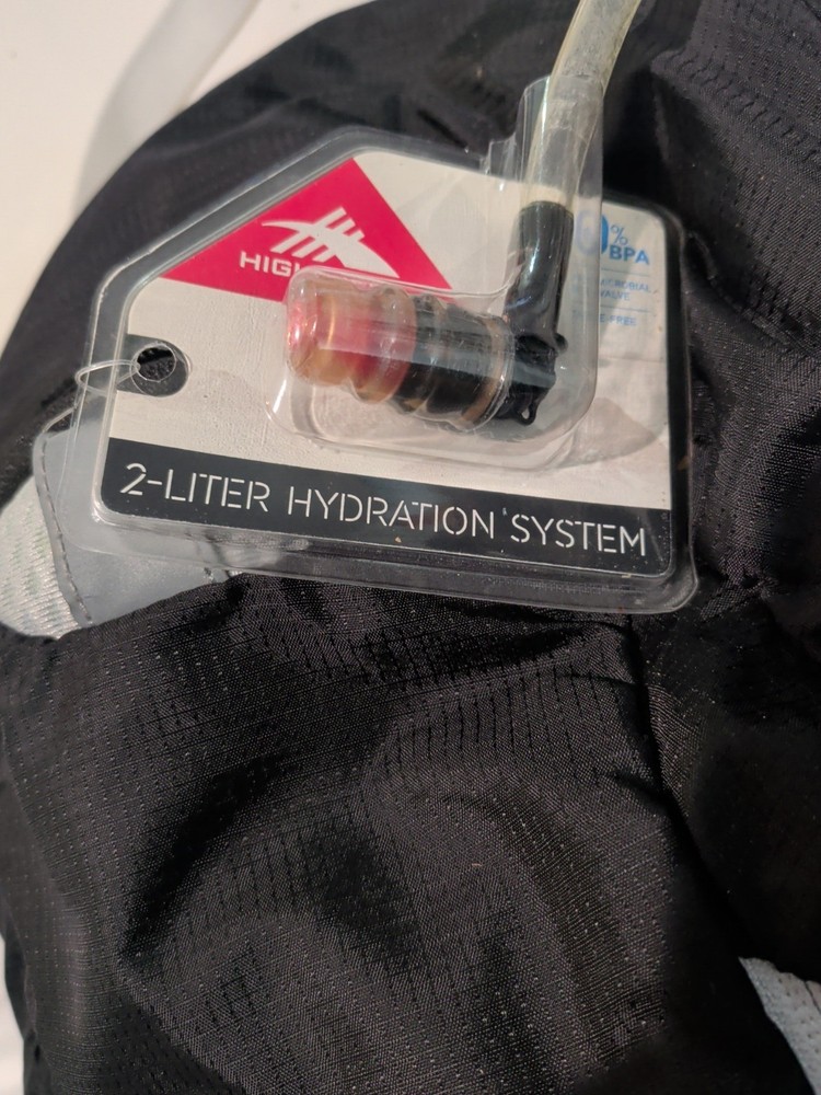 HIGH SIERRA WATER HYDRATION BACKPACK - NO BLADDER