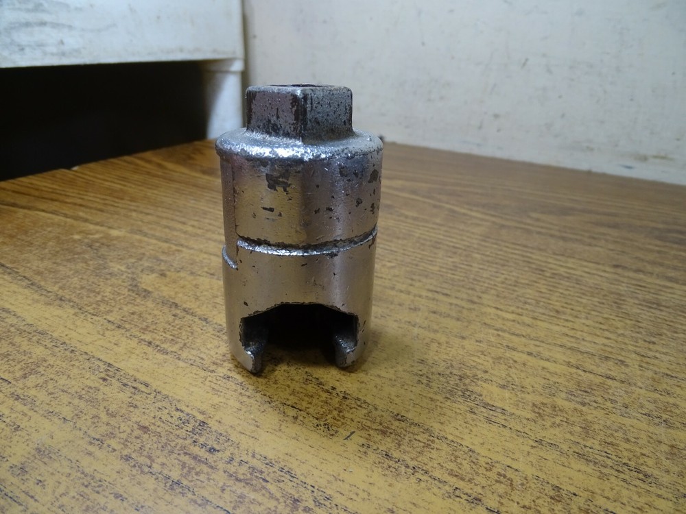 IE Sprinkler Head Wrench/Socket/Tool
