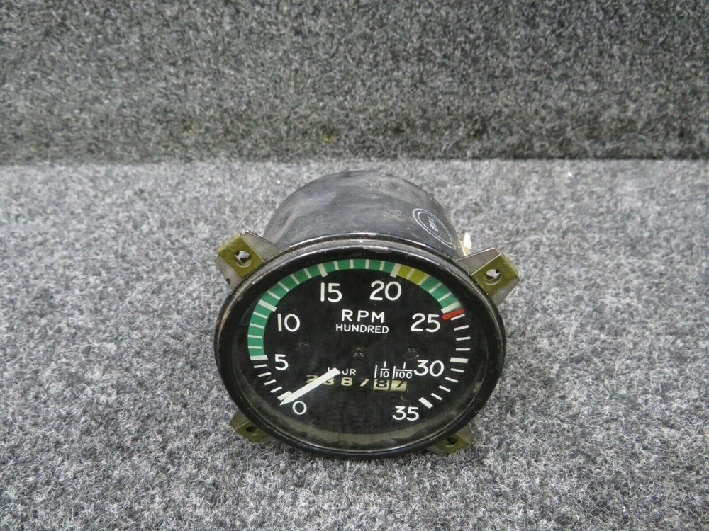827261 Stewart Warner Tachometer