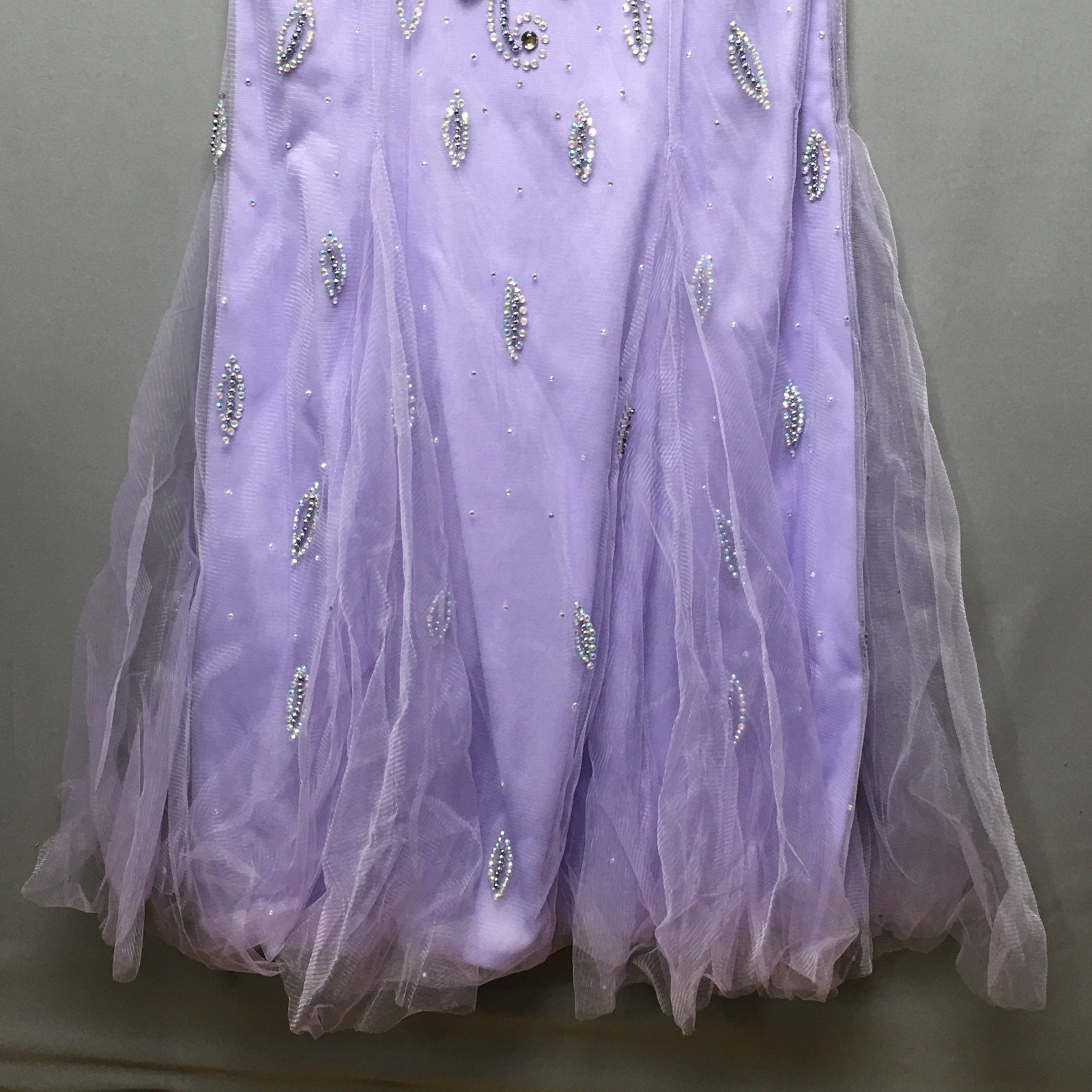 Fantastic Finds Gown Girls Size 2 Lavender Rhinestone Embellished Pageant Dress