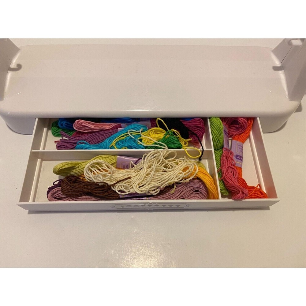 LoopDeDoo Friendship Bracelet Maker Spin and Create Bracelets in Minutes