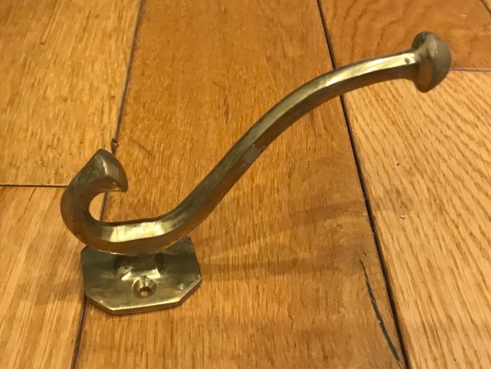 Brass Hat & Coat Hook Peg Wall Door Robe Clothes Hanger - Ref 2- (YX3)