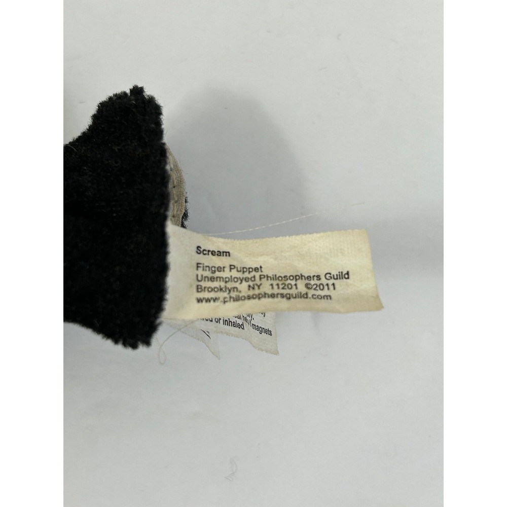 Scream finger puppet 4" year 2011