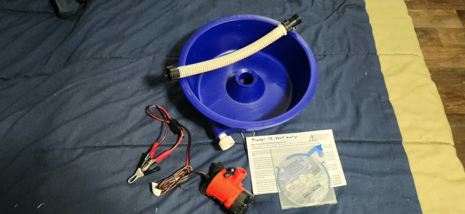 blue bowl gold concentrator