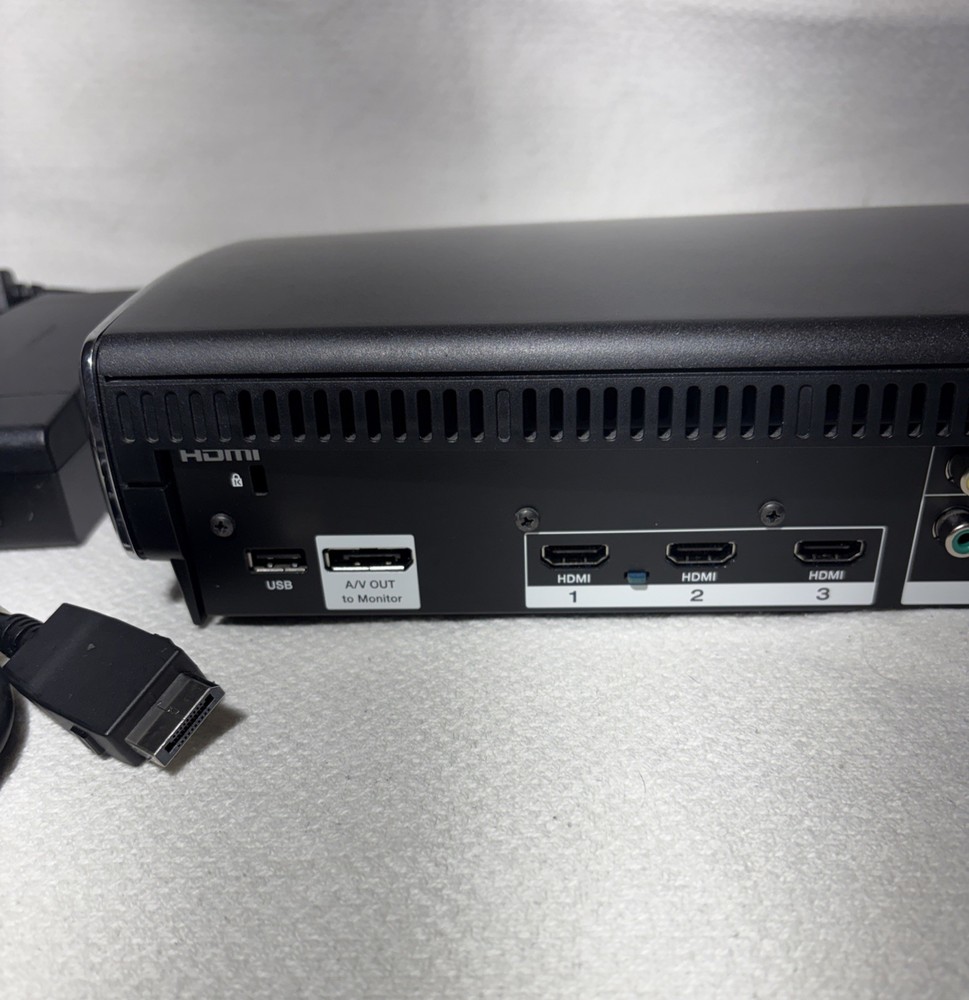 Bose AVM Control Console VideoWave Multimedia Center & 96PS-070 Power Adapter