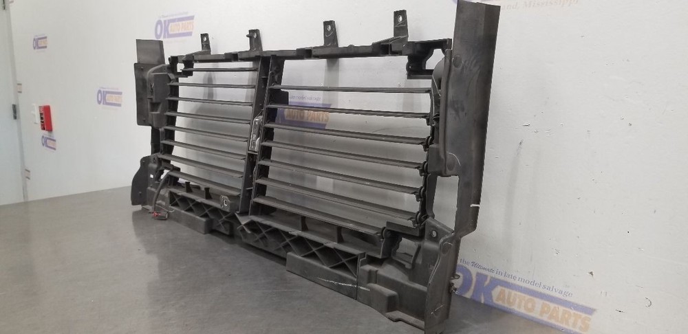 22 CHEVY SILVERADO 1500 UPPER AIR SHUTTER 2.7L