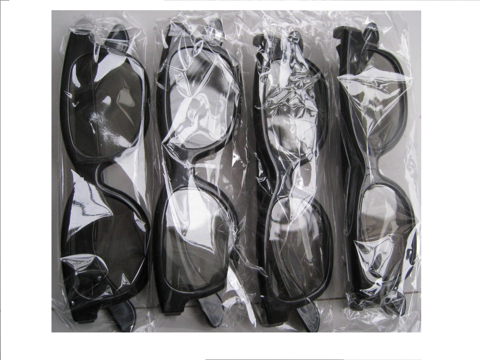 4 Pairs 3D glass fit for LG 3D TV 47LM4600 55LM4600 42LM3700 47LM4700 55LM4700