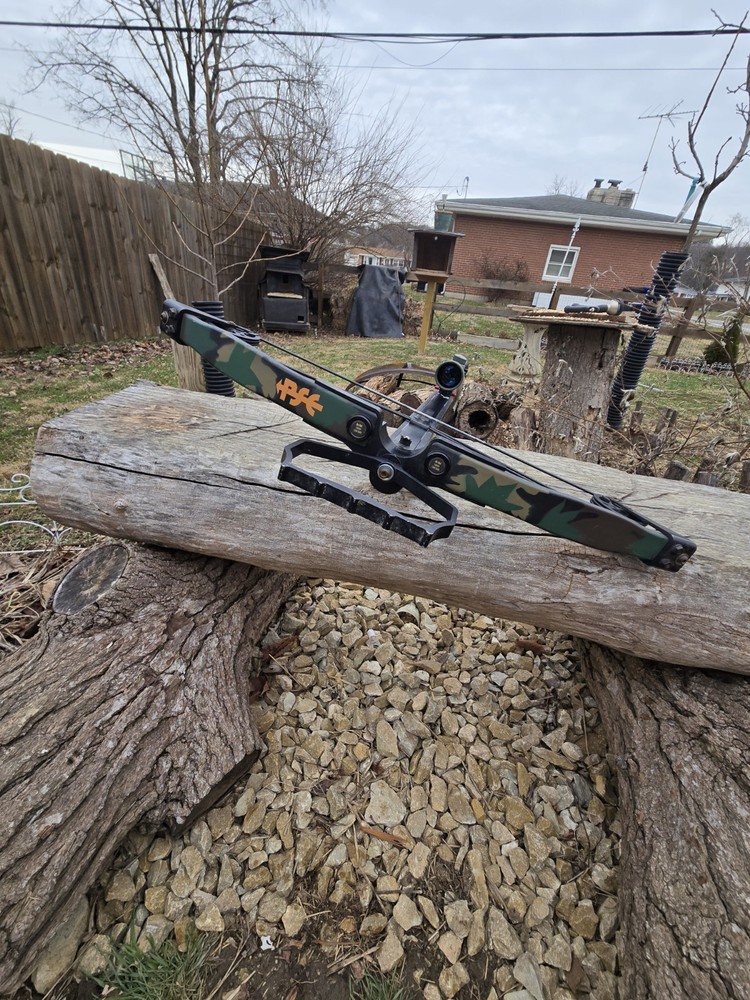 Pse Starfire express #150 comes with a 4 power scope.