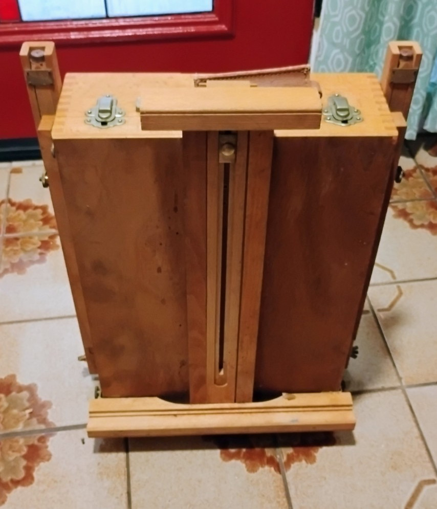 Folding vintage easel Wood dove tails WELL MADE FULL SIZE portable