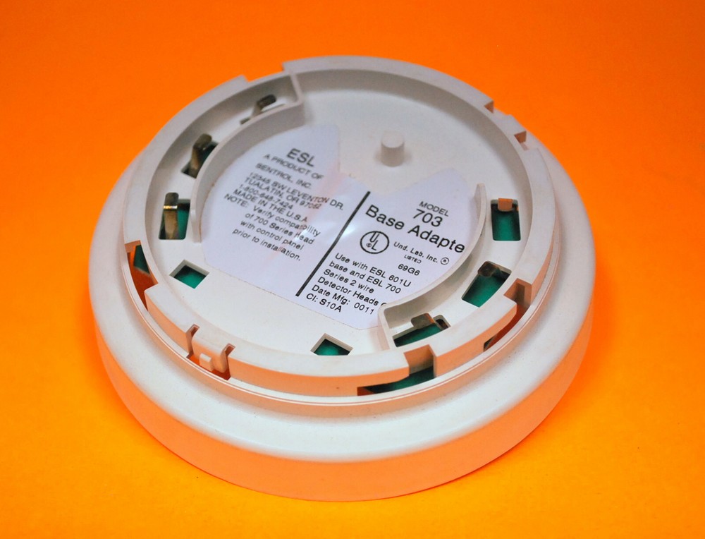 ESL 703 Base Adapter