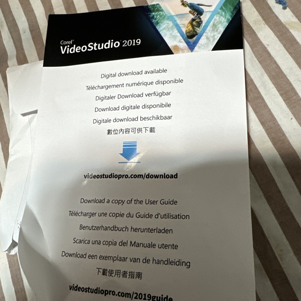 Corel VideoStudio Ultimate 2019 Open box. Cd damaged Download only Activa Code