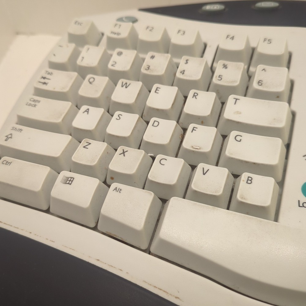 Untested Logitech Cordless Desktop Pro Ergonomic keyboard circa 2000 867038-0100