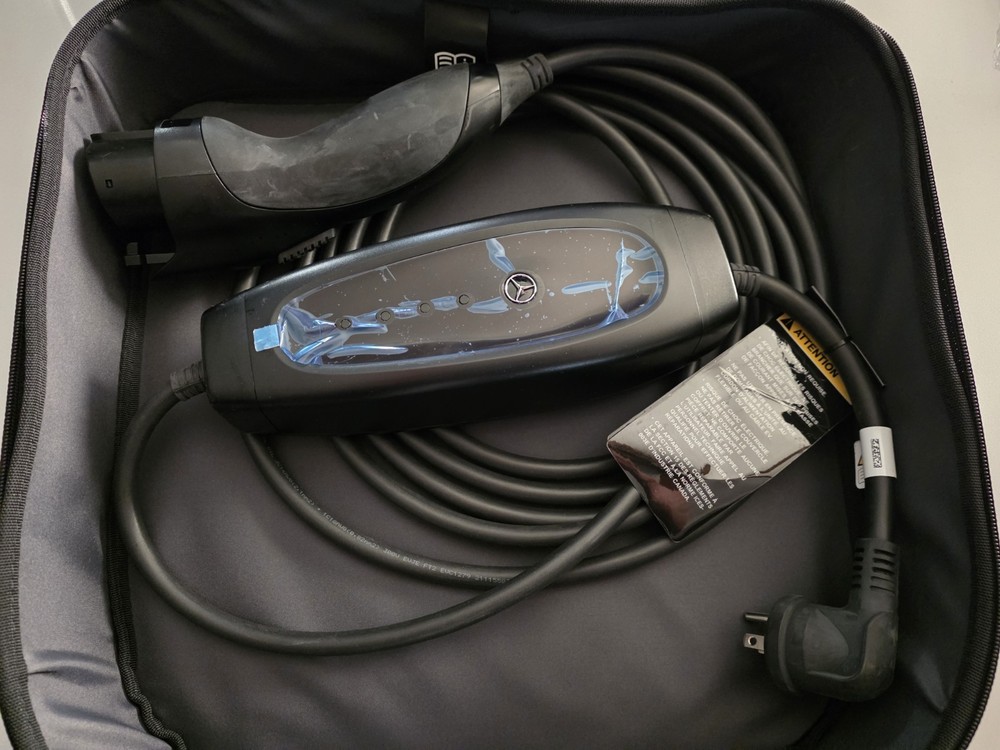 Mercedes-Benz Mobile Flex Charging Cable