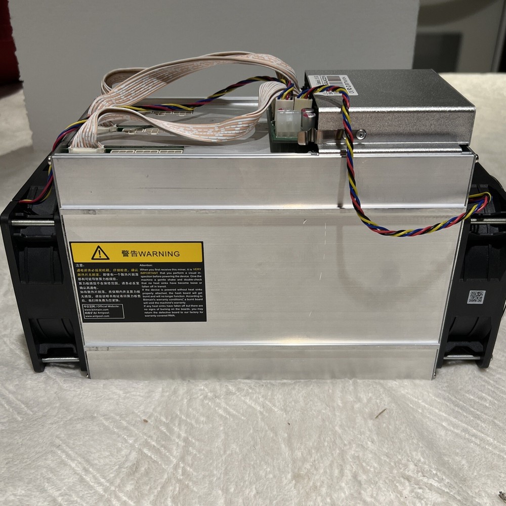 Bitmain Antminer D3 19.3Gh Mining X11 Algorithm (USA Seller) (Lightly Used)