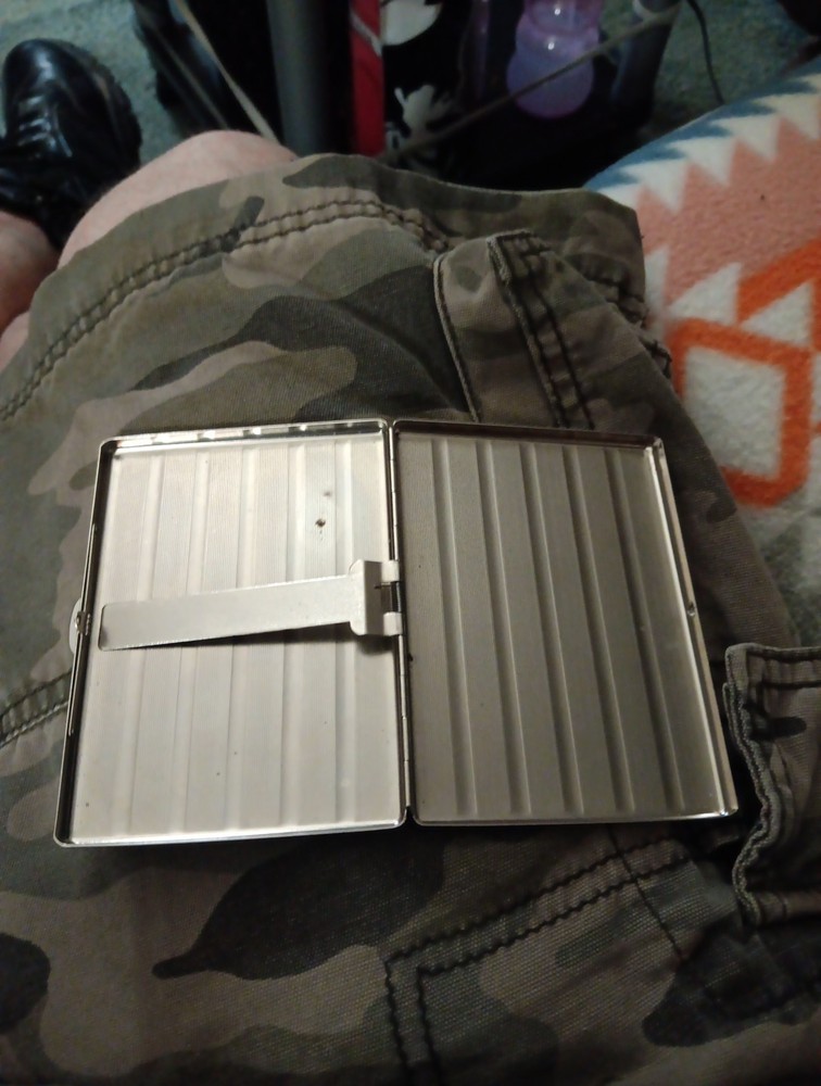Cigarette Case Used Shoot Me An Offer