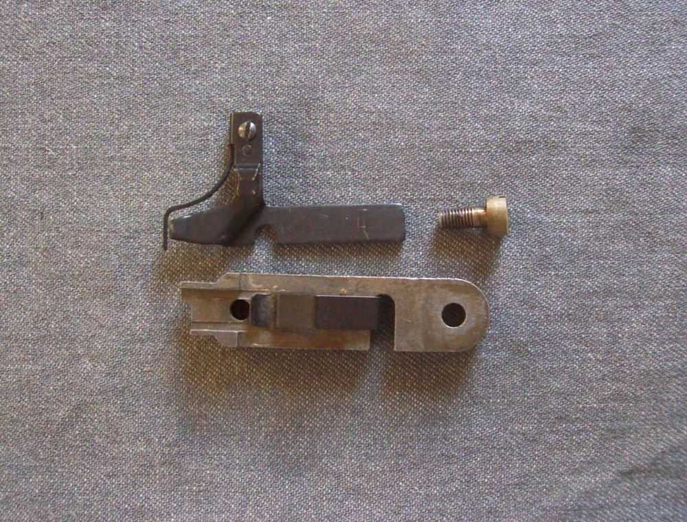 Singer Touch & Sew 648 Sewing Machine Bobbin Case, Position Bracket & Misc Parts