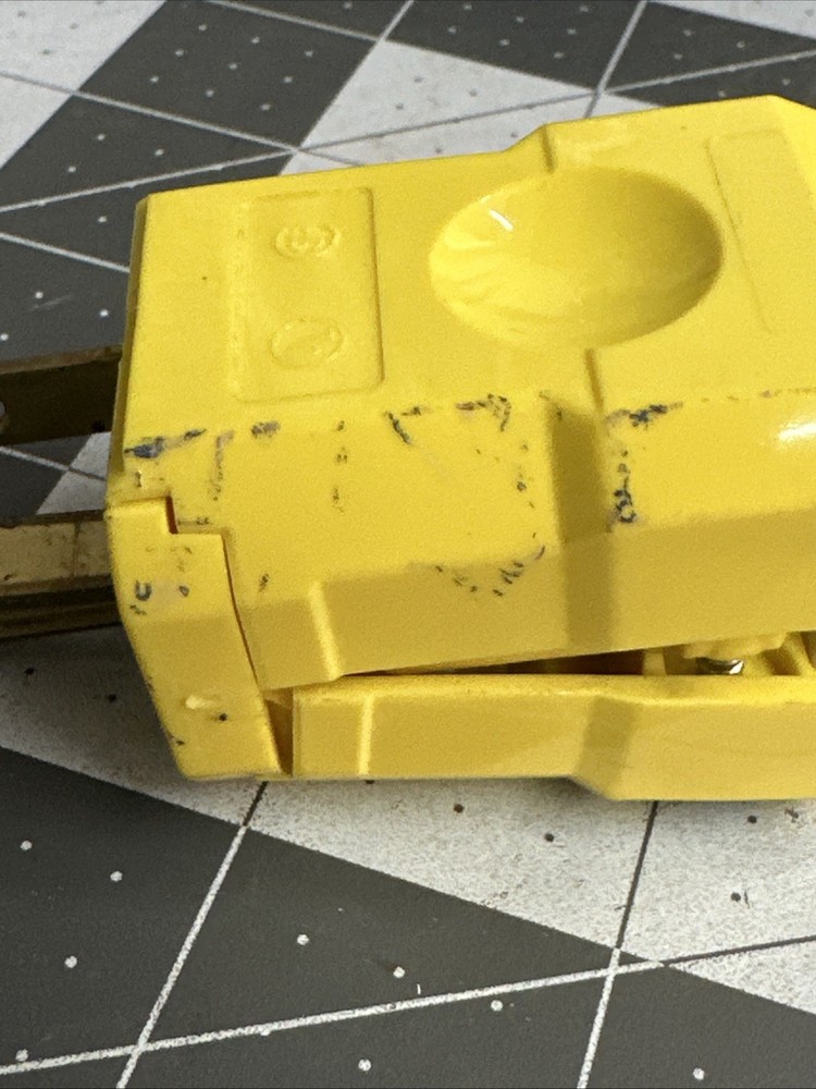 NOS (3)-Leviton 20A 125V 3-Wire 2-Pole Python Cord Plug 081-05356-0VY