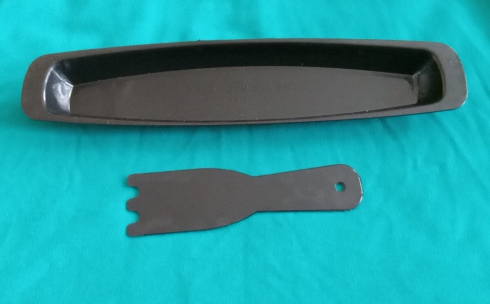 George Foreman 14 1/4” Black Replacement Drip Catch Tray With Scraper