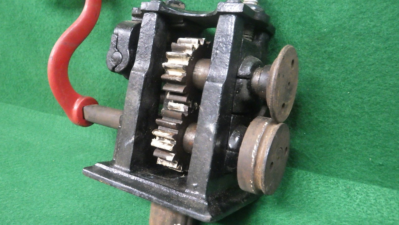 Pair Vintage Peck Stow & Wilcox Sheet Metal Bead Rollers/Crimpers w/Mount Pexto