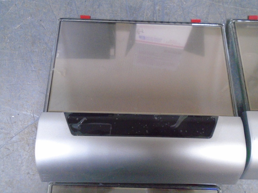 Johnson Controls GLAS Si02 Smart Touch-Screen Wi-Fi Thermostat