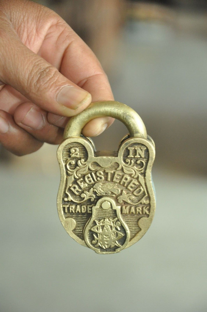 2 Pc Vintage Solid Bird & Lines Engraved Handcrafted Brass Padlocks