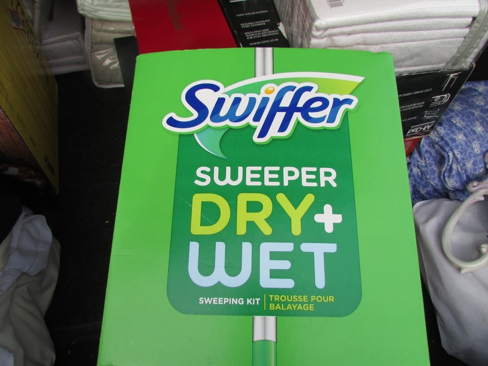 New Swiffer Sweeper Dry & Wet Set