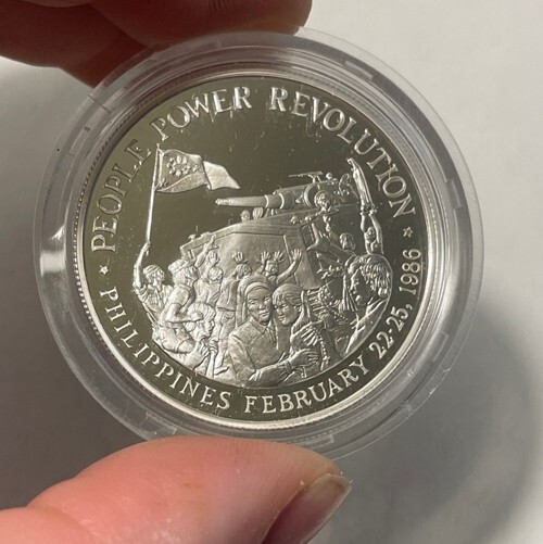 Philippines - 1988 Large Silver 500 Piso - RARE