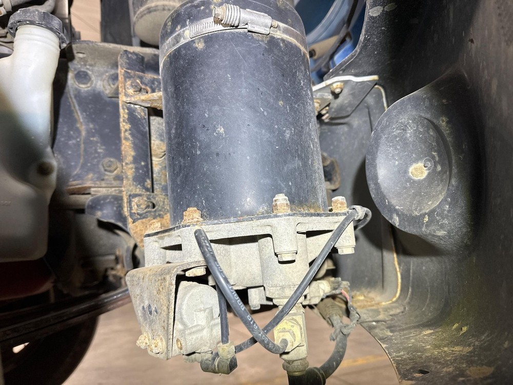 Bendix AD9 Air Dryer - Used