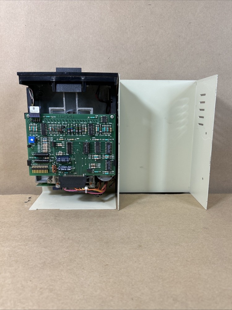 2 Vintage U-SCI MICROSCI 80/64e 5.25 Inch 5¼" Floppy Disk Drives untested