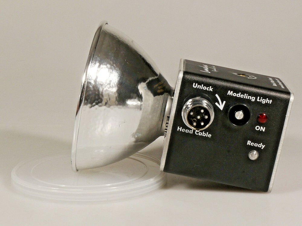 PRL) LUMEDYNE HEBC 800ws BASIC SIGNATURE SERIES HEAD FLASH BLITZ + SYNC CABLE