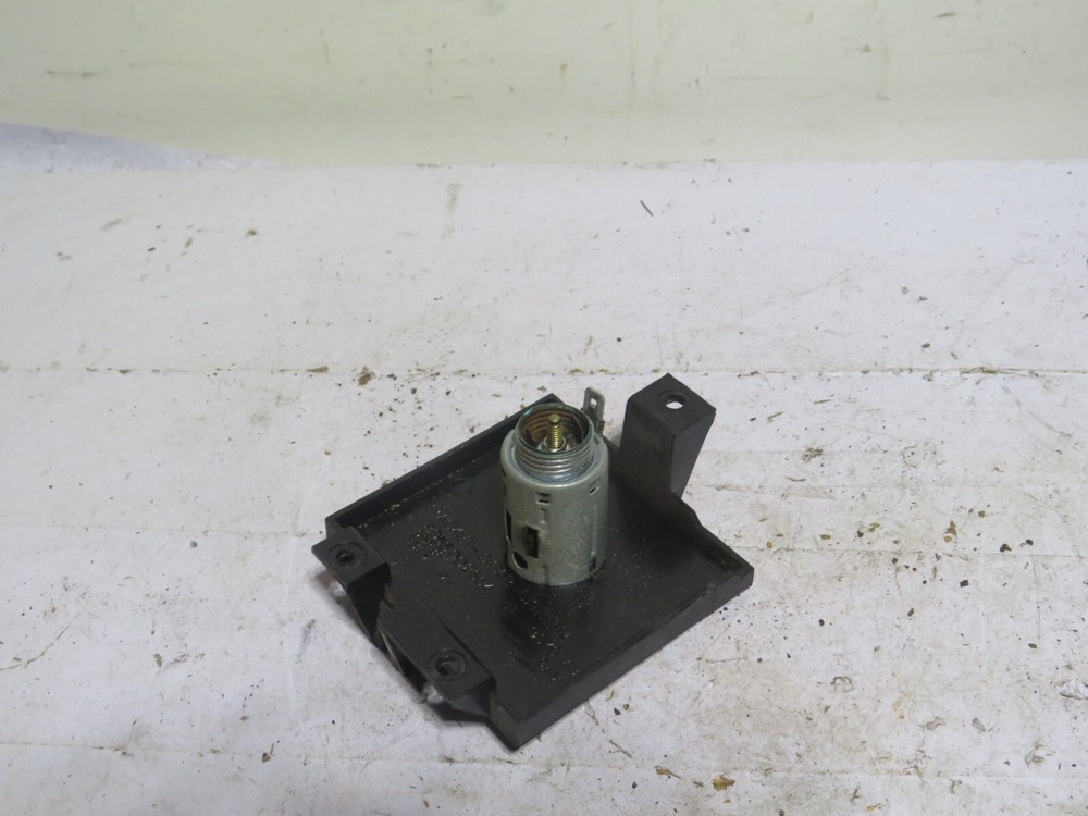 96 Jeep Cherokee Dash Cigarette Lighter Power Source Bracket OEM trim