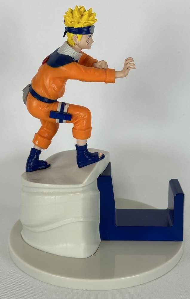 NARUTO VINTAGE 2002 CONTROLLER STAND HOLDER
