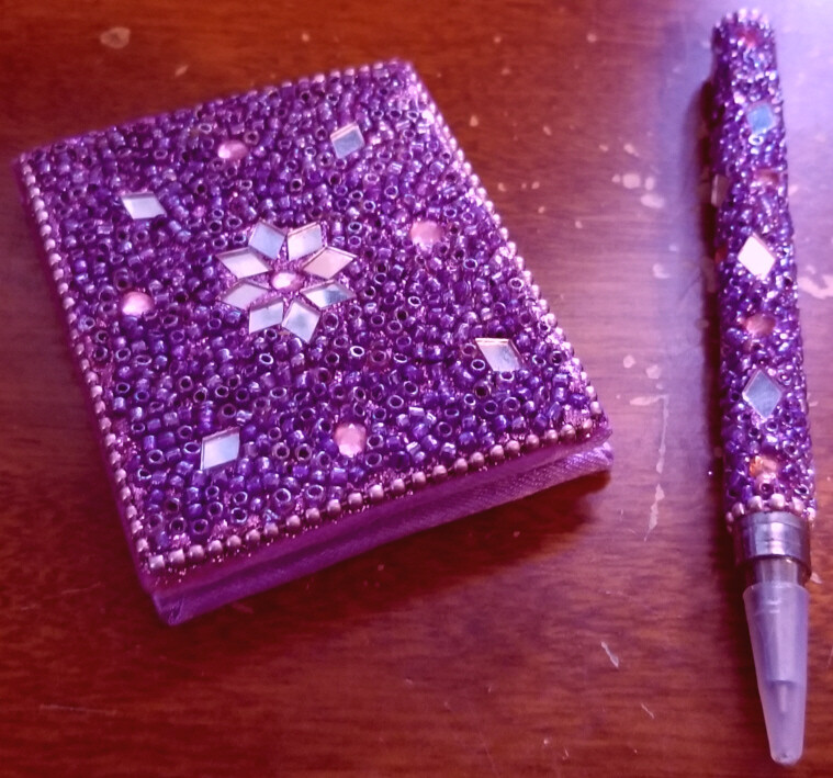 HAND CRAFTED PERSONAL NOTEPAD & PEN - 2.5 X 3 INCH