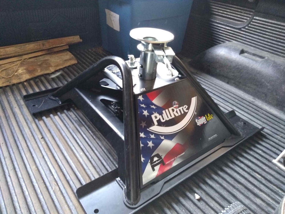 PullRite 2600 20K SuperLite Single Point 5th Wheel Hitch